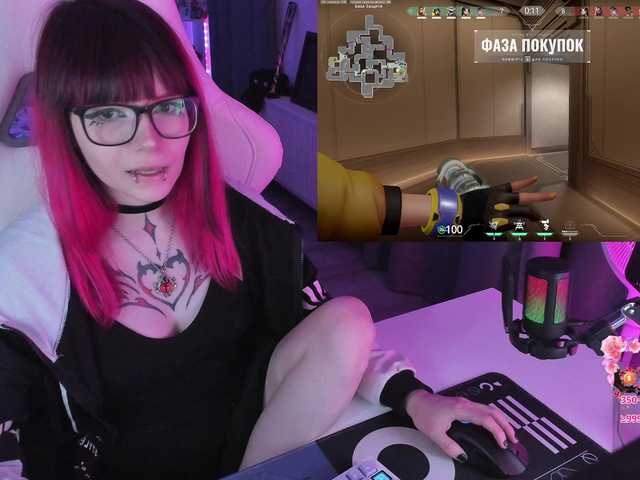 Yumi-Youkai live cam on BongaCams