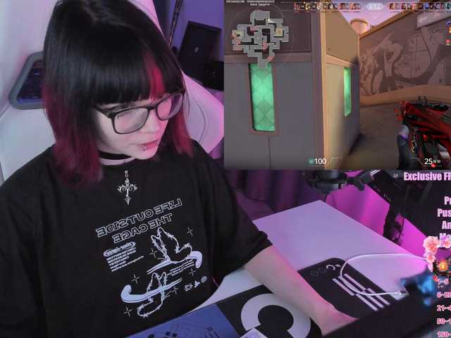 Yumi-Youkai live cam on BongaCams