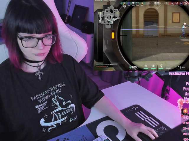 Yumi-Youkai live cam on BongaCams