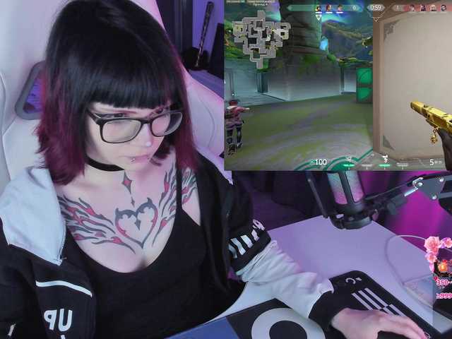 Yumi-Youkai live cam on BongaCams