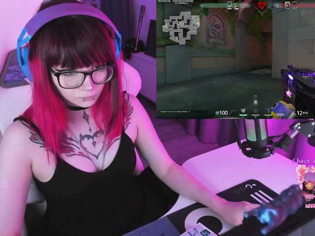 Yumi-Youkai live cam on BongaCams