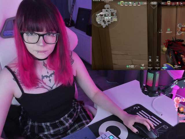 Yumi-Youkai live cam on BongaCams