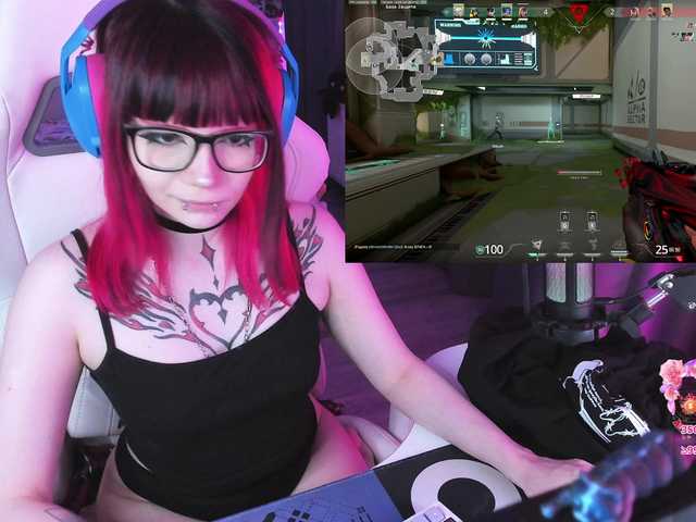 Yumi-Youkai live cam on BongaCams