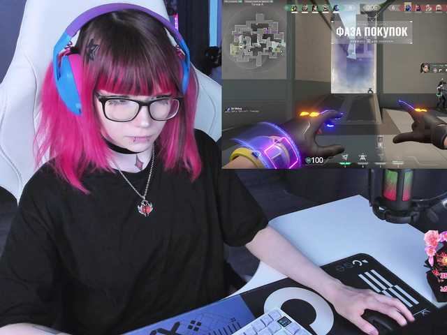 Yumi-Youkai live cam on BongaCams