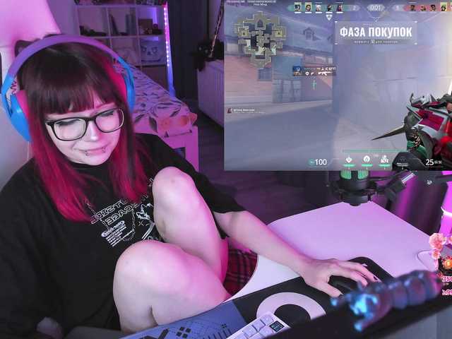 Yumi-Youkai live cam on BongaCams