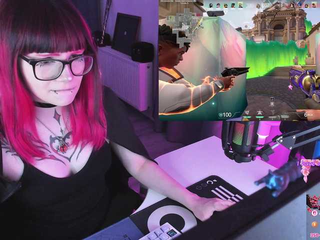 Yumi-Youkai live cam on BongaCams