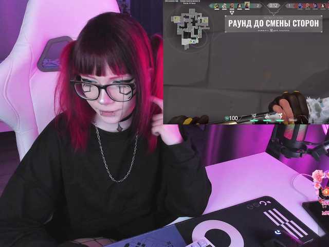 Yumi-Youkai live cam on BongaCams