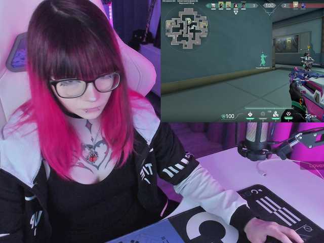 Yumi-Youkai live cam on BongaCams