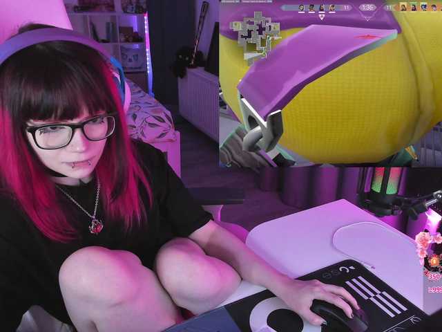 Yumi-Youkai live cam on BongaCams