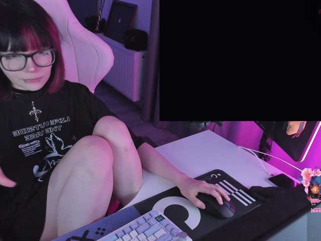 Yumi-Youkai live cam on BongaCams