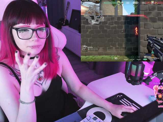 Yumi-Youkai live cam on BongaCams
