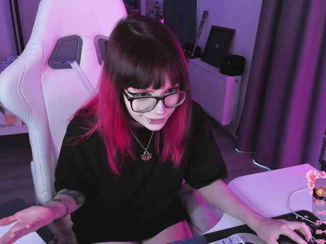Yumi-Youkai Live Webcam on BongaCams