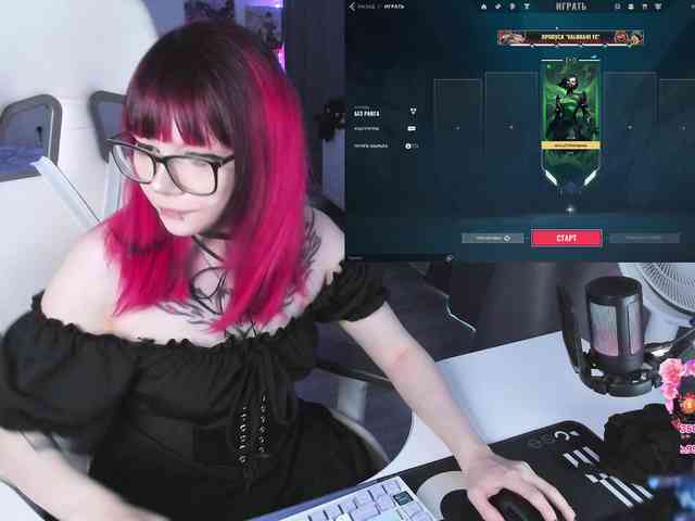 Yumi-Youkai Sex Cam Show