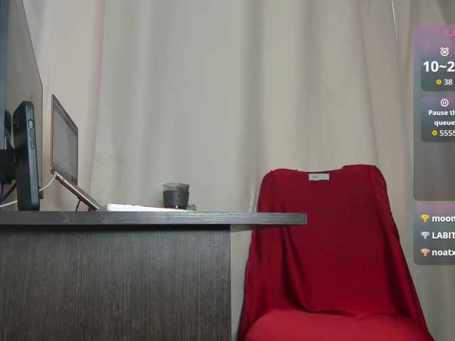 hollyharlot live cam on BongaCams