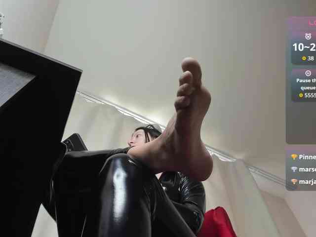 holyharlotFEMDOM webcam