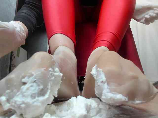 holyharlotFEMDOM webcam