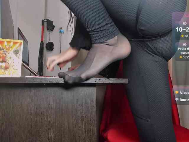 holyharlotFEMDOM webcam