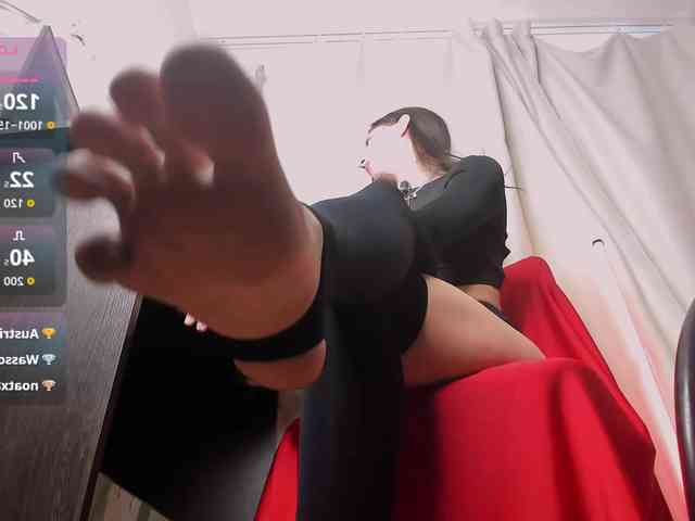 holyharlotFEMDOM webcam