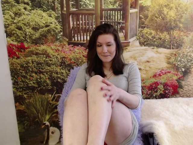 PavlaAdore Live Cam and Statistics on UnifiedCams