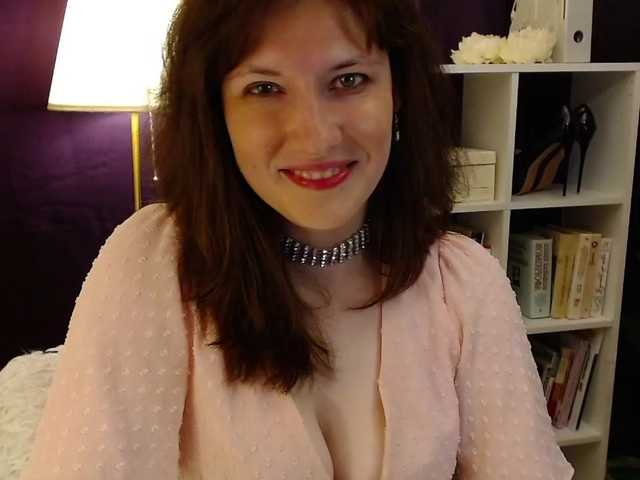 PavlaAdore live cam on BongaCams