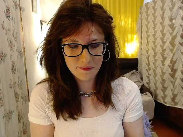 PavlaAdore live cam on BongaCams