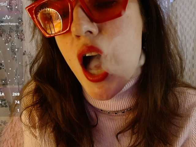le modèle PavlaAdore est en webcam porno dans un show sur le site bongacams, il possède les tags suivants: White/Caucasian,Brunette,Shaved