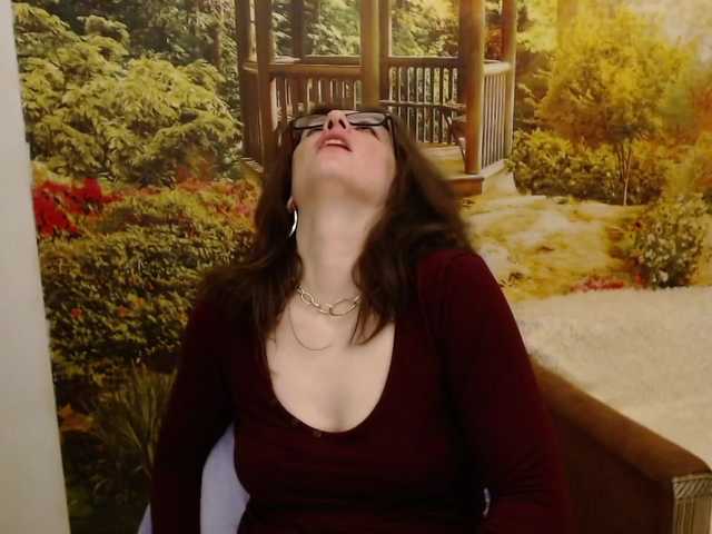 PavlaAdore live cam on BongaCams