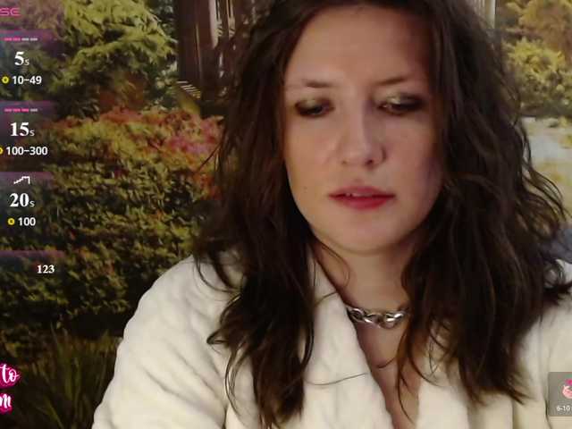 PavlaAdore live cam on BongaCams