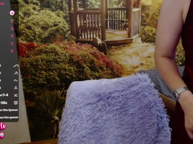 PavlaAdore live webcam show