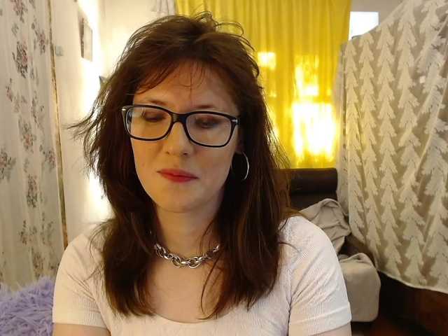PavlaAdore live cam on BongaCams