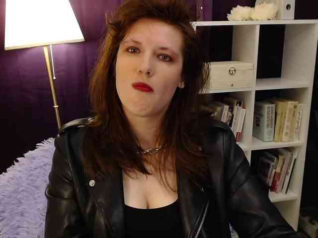 PavlaAdore webcam