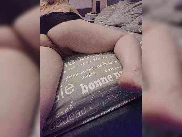 Koshecka77 Live Webcam on BongaCams