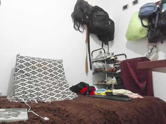 mia1-soman2 live cam on BongaCams