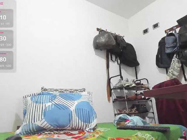 mia1-soman2 live cam on BongaCams