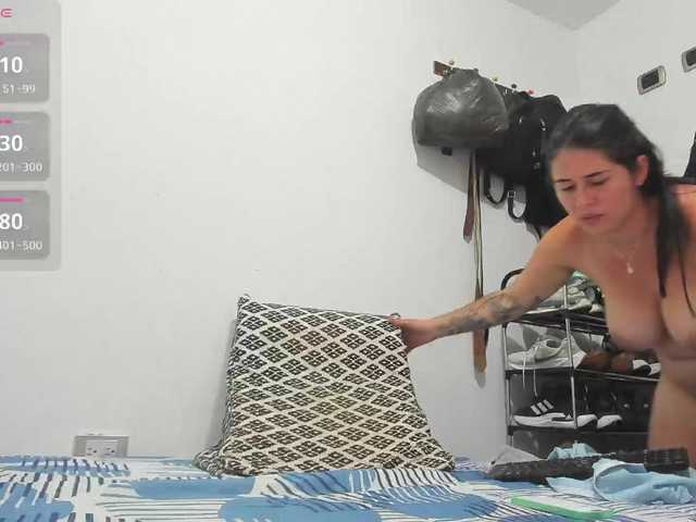 mia1-soman2 live webcam show