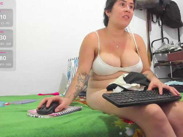 mia1-soman2 live cam on BongaCams