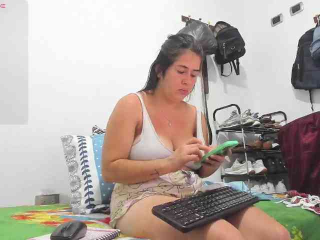 mia1-soman2 webcam