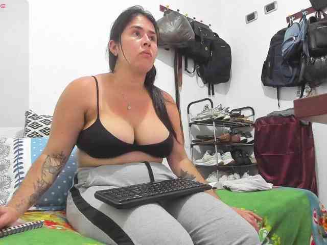 mia1-soman2 webcam