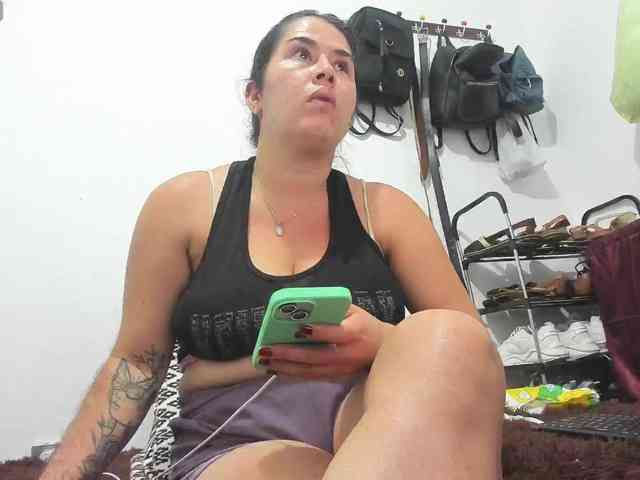 mia1-soman2 webcam