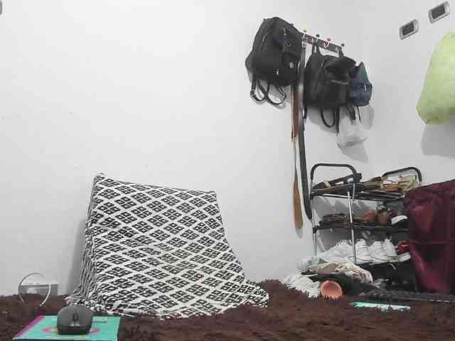 mia1-soman2 webcam