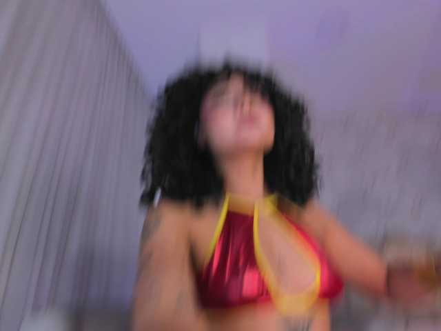 Emma-Torres1 live cam on BongaCams