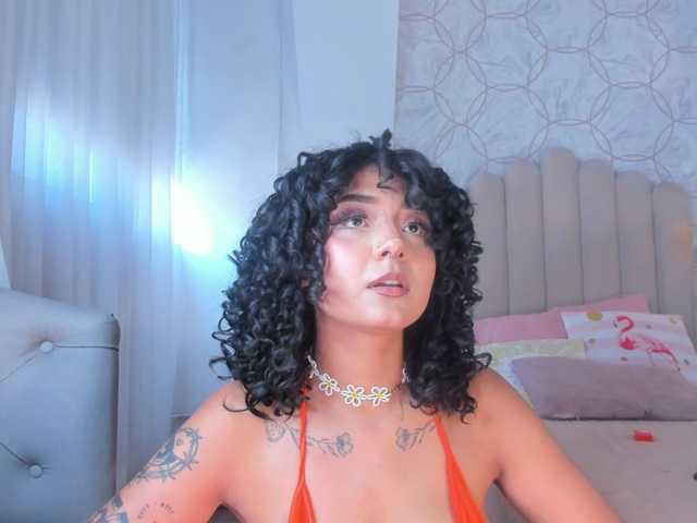 Emma-Torres1 live cam on BongaCams