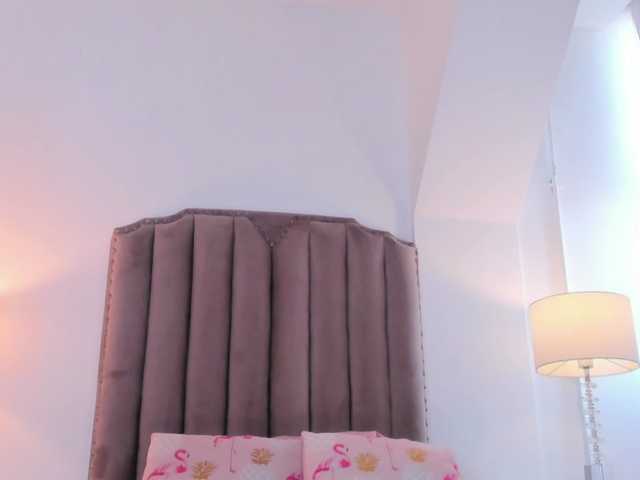 Emma-Torres1 live cam on BongaCams