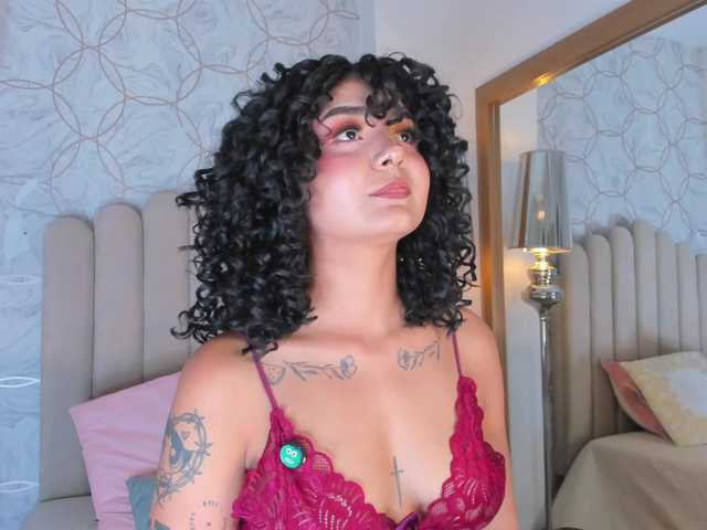 Emma-Torres1 live cam on BongaCams
