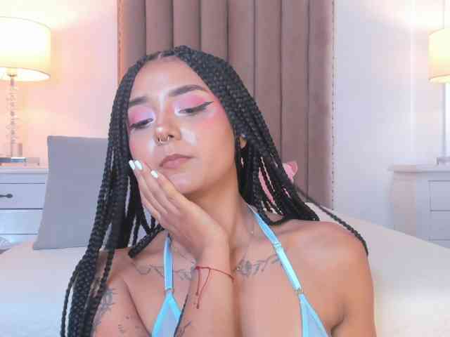 Emma-Torres1