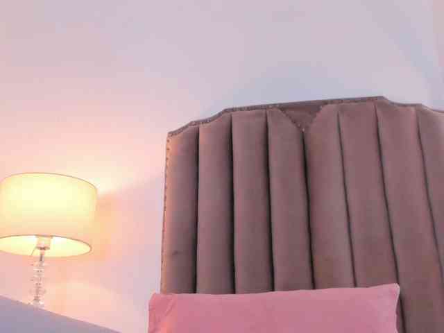 Emma-Torres1 webcam