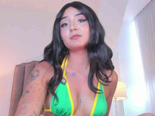 Emma-Torres1 webcam