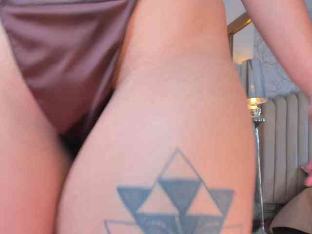 Emma-Torres1 webcam