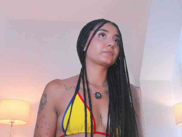 Emma-Torres1 webcam