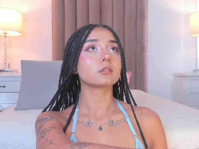 Emma-Torres1 webcam
